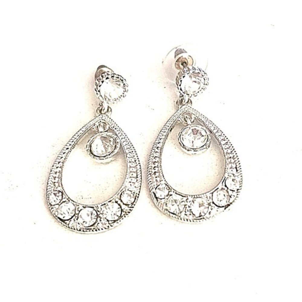 NWOT! Large Rhinestone Earrings!